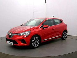 Rouge Utilisé 2021 Renault Clio V Intens Citadine | 14 890 € (Prix juste)