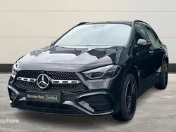 Noir Utilisé 2025 Mercedes GLA200 AMG line SUV | 52 990 €