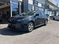 Orange Utilisé 2025 Mazda 2 Exclusive-Line Citadine | 24 307 € (Prix juste)