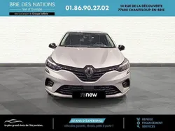 Gris Utilisé 2023 Renault Clio V Evolution Berline | 16 890 € (Prix juste)