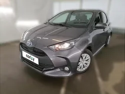 Gris Utilisé 2023 Toyota Yaris Hybrid Business Edition Berline | 16 890 € (Bon prix)