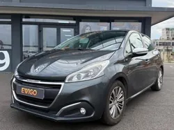 Gris Utilisé 2017 Peugeot 208 Active Citadine | 5 790 € (Super prix)