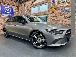 Gris Utilisé 2023 Mercedes CLA200 Shooting Brake Avantgarde Break | 33 610 € (Prix juste)