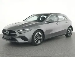 Gris Utilisé 2024 Mercedes A180 Business Citadine | 29 490 € (Bon prix)