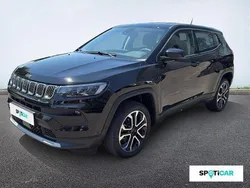 Utilisé 2024 Jeep Compass Altitude SUV | 29 590 € (Prix juste)