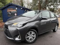 Gris Occasion 2019 Toyota Yaris Business Edition Berline | 11 990 € (Bon prix)