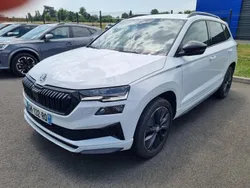 Blanc Utilisé 2023 Skoda Karoq SportLine SUV | 29 990 € (Prix juste)