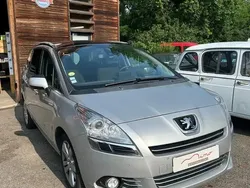 Gris Utilisé 2012 Peugeot 5008 Monospace | 7 290 € (Prix assez cher)