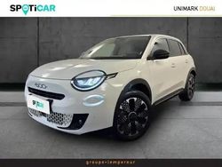 Ice white Utilisé 2024 Fiat 600 La Prima SUV | 22 990 € (Prix juste)