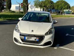 Utilisé 2016 Peugeot 208 Active Citadine | 6 500 € (Prix cher)