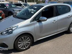 Gris Utilisé 2018 Peugeot 208 Allure Citadine | 11 990 € (Prix cher)