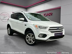 Blanc Occasion 2017 Ford Kuga Titanium SUV | 12 980 €