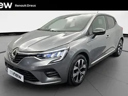 Gris Utilisé 2023 Renault Clio V Evolution Citadine | 16 590 € (Prix juste)