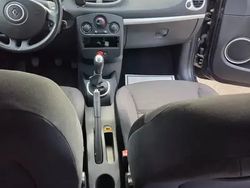 Noir Utilisé 2006 Renault Clio II Expression Citadine | 2 700 € (Prix juste)
