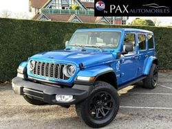 Bleu Nouvelle 2024 Jeep Wrangler Sahara SUV | 92 860 € (Prix juste)