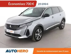 Gris Utilisé 2023 Peugeot 5008 Allure Monospace | 28 690 € (Prix juste)
