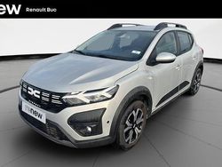 Gris Utilisé 2024 Dacia Sandero Expression Citadine | 15 390 € (Prix juste)