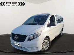 Blanc Utilisé 2023 Mercedes Vito Monospace | 41 995 € (Prix assez cher)