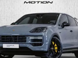 Utilisé 2024 Porsche Cayenne Turbo SUV | 246 990 €