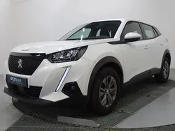 Blanc Utilisé 2021 Peugeot 2008 Business-Line SUV | 16 390 € (Prix juste)