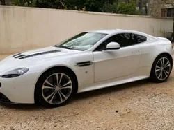 Utilisé 2010 Aston Martin V12 Vantage Coupé | 129 900 €