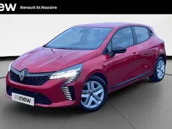 Rouge Utilisé 2024 Renault Clio V Evolution Citadine | 16 990 € (Prix juste)