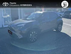 Utilisé 2022 Toyota Yaris Hybrid Design | 21 900 € (Prix juste)