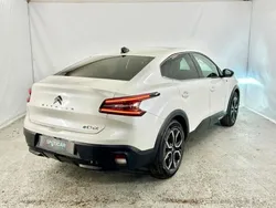 Blanc Utilisé 2023 Citroën e-C4 Shine Berline | 26 900 €