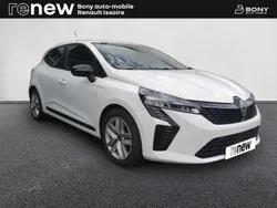 Blanc Utilisé 2024 Renault Clio V Evolution Citadine | 16 590 € (Prix juste)