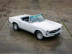 Blanc Utilisé 1965 Mercedes 230 Cabriolet | 64 900 €