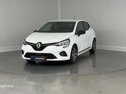 Blanc Utilisé 2023 Renault Clio V Evolution Berline | 15 999 € (Prix juste)