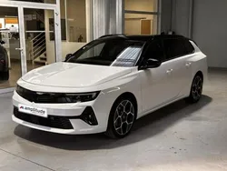 Blanc Nouvelle 2024 Opel Astra GSe Break | 29 989 € (Super prix)