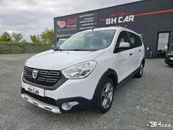 Blanc Utilisé 2017 Dacia Lodgy Stepway Monospace | 8 990 € (Prix assez cher)