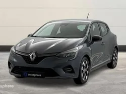 Utilisé 2022 Renault Clio V LIMITED Berline | 14 990 € (Prix juste)