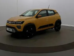 Beige Nouvelle 2024 Dacia Spring Extreme Citadine | 16 990 € (Prix cher)