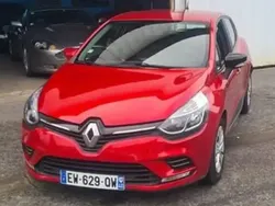 Rouge Utilisé 2018 Renault Clio IV LIMITED Berline | 8 490 € (Prix juste)
