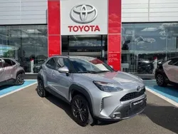 Utilisé 2023 Toyota Yaris Hybrid | 25 990 € (Prix assez cher)