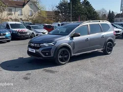 Gris schiste métallisé Utilisé 2025 Dacia Jogger Extreme Break | 23 800 € (Prix juste)