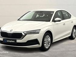Blanc Occasion 2023 Skoda Octavia Business Line Berline | 21 799 € (Bon prix)