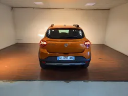 Orange Utilisé 2022 Dacia Sandero Comfort Citadine | 14 482 € (Prix juste)