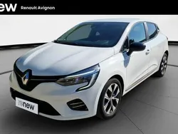 Blanc Utilisé 2023 Renault Clio V Evolution Citadine | 13 999 € (Prix juste)