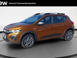 Orange Utilisé 2024 Dacia Sandero Expression Citadine | 17 200 € (Prix juste)