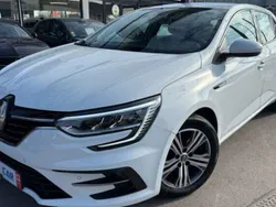Blanc Utilisé 2022 Renault Mégane IV Berline | 14 900 € (Prix juste)