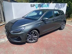 Gris Utilisé 2024 Hyundai i30 | 21 490 € (Prix juste)