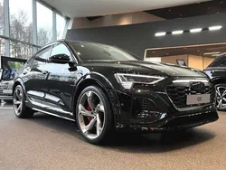 Noir Utilisé 2024 Audi Q8 e-tron Design SUV | 104 900 €