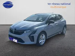 Gris Nouvelle 2025 Renault Clio V Evolution Berline | 21 980 € (Prix assez cher)