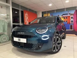 Bleu Utilisé 2024 Fiat 600 La Prima | 33 990 € (Prix cher)