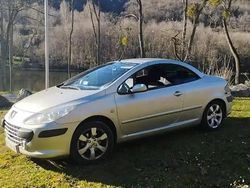 Gris Utilisé 2006 Peugeot 307 CC Cabriolet | 4 300 €
