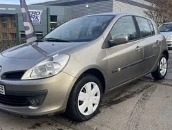 Utilisé 2008 Renault Clio III Dynamique Citadine | 3 990 €