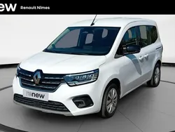 Blanc Utilisé 2022 Renault Kangoo Zen Monospace | 16 499 € (Prix assez cher)